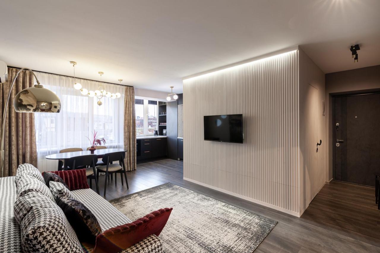 Leogrand Apartments On Svobody Avenue Leopoli Esterno foto